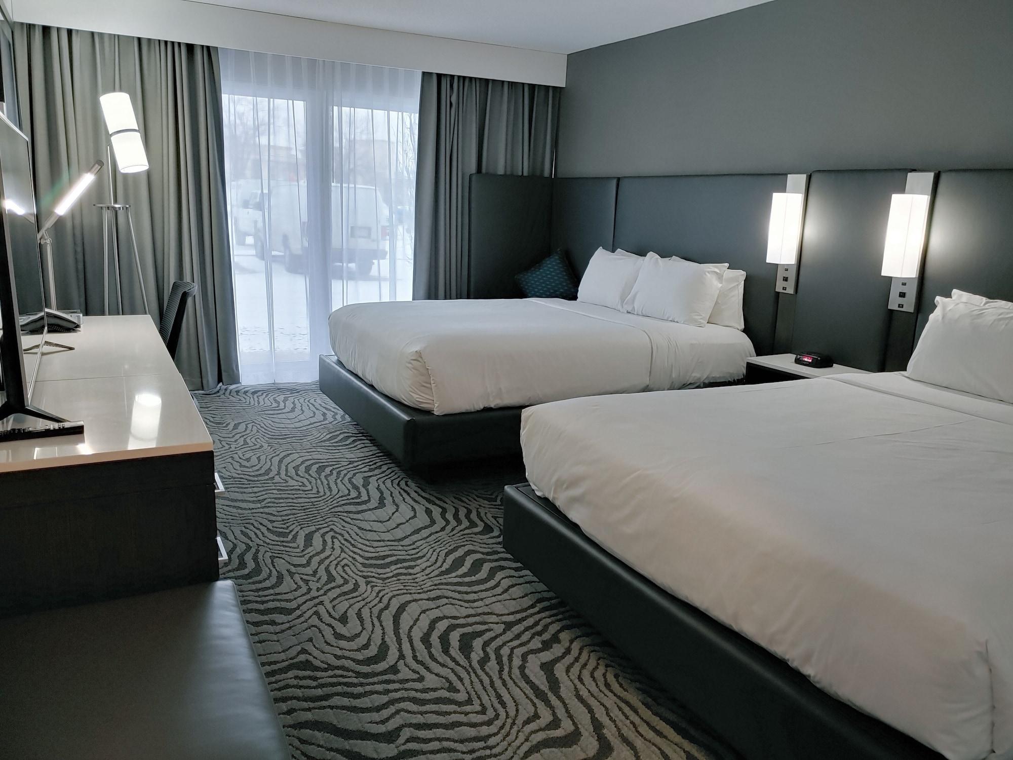 Doubletree By Hilton Calgary North Ξενοδοχείο Εξωτερικό φωτογραφία