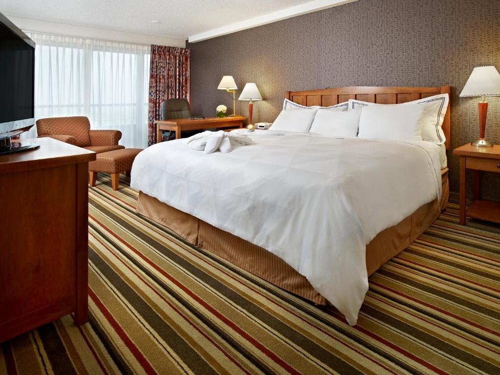 Doubletree By Hilton Calgary North Ξενοδοχείο Εξωτερικό φωτογραφία