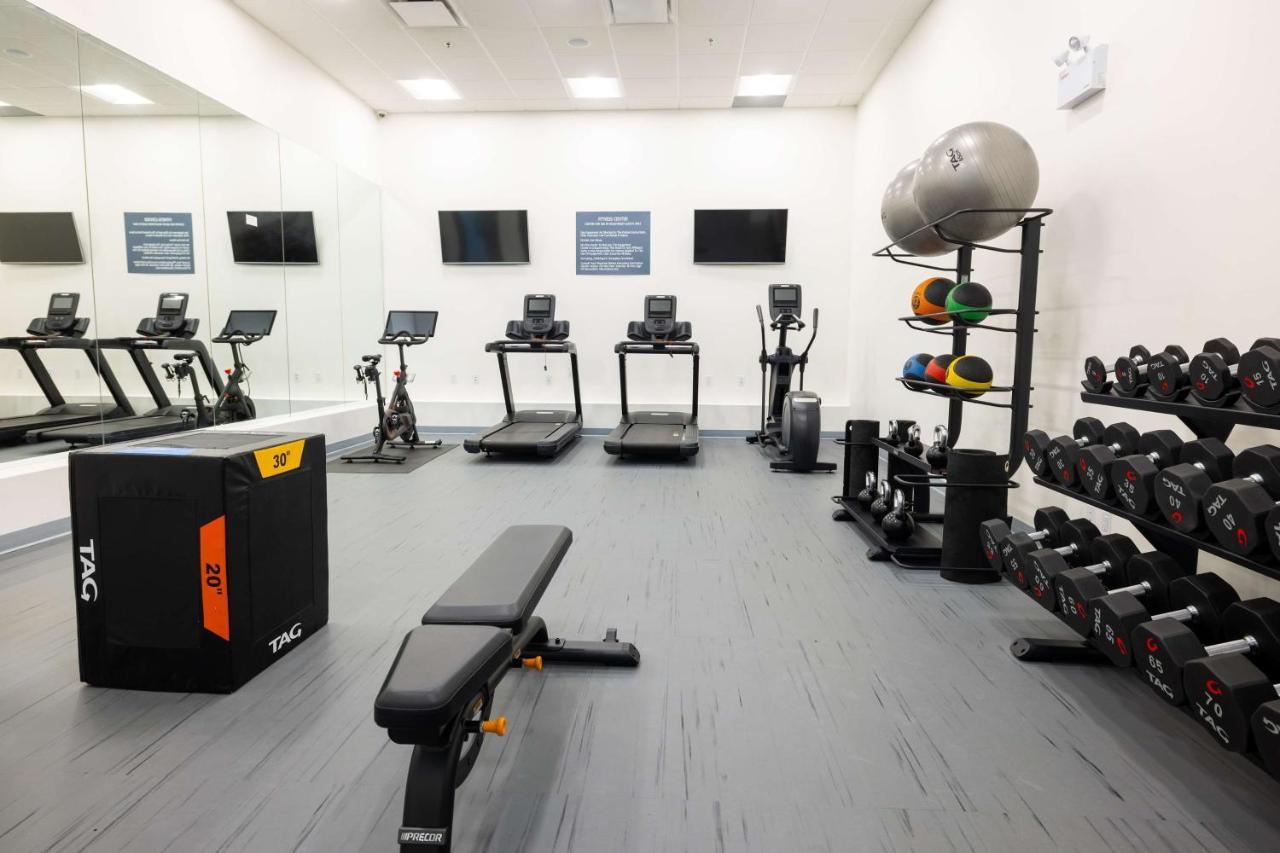 Doubletree By Hilton Calgary North Ξενοδοχείο Εξωτερικό φωτογραφία